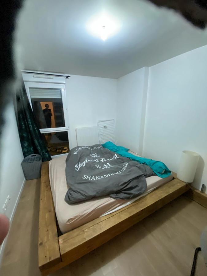 Super Chambre Avec Salle De Bain Courcouronnes Екстер'єр фото